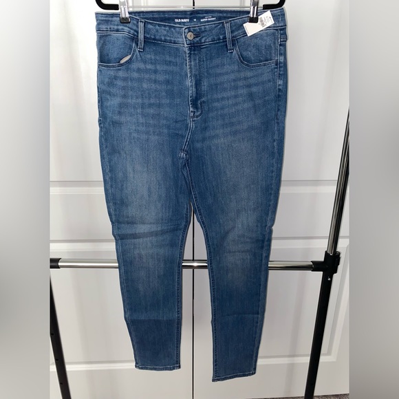 Old Navy High-Waisted Wow Super-Skinny Ankle Jeans - Picture 1 of 4